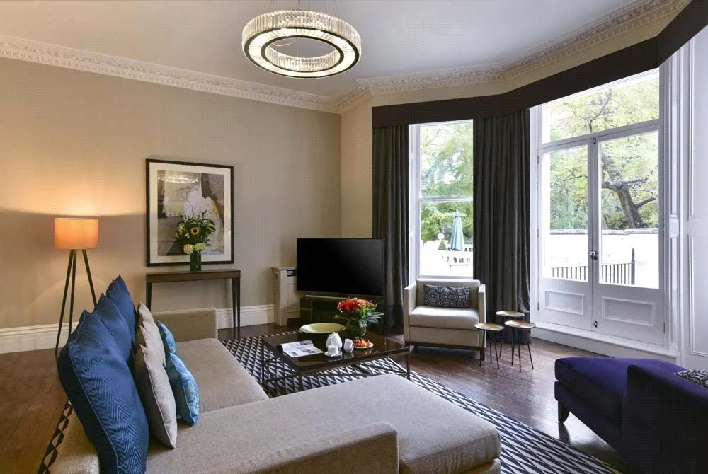 3 bed flat to rent — Stanhope Gardens, London, SW7