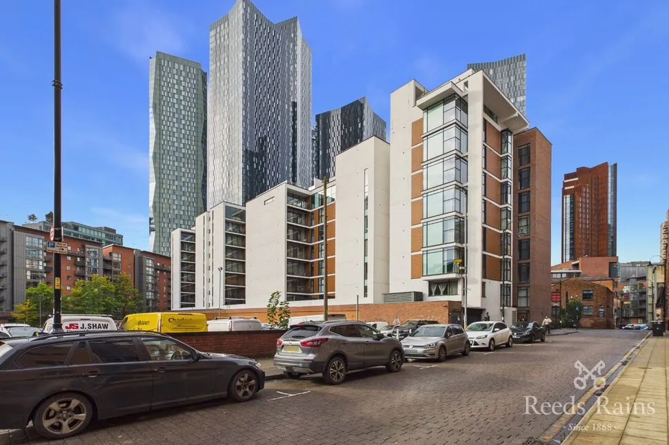2 bed flat for sale, Jordan Street, Manchester, M15