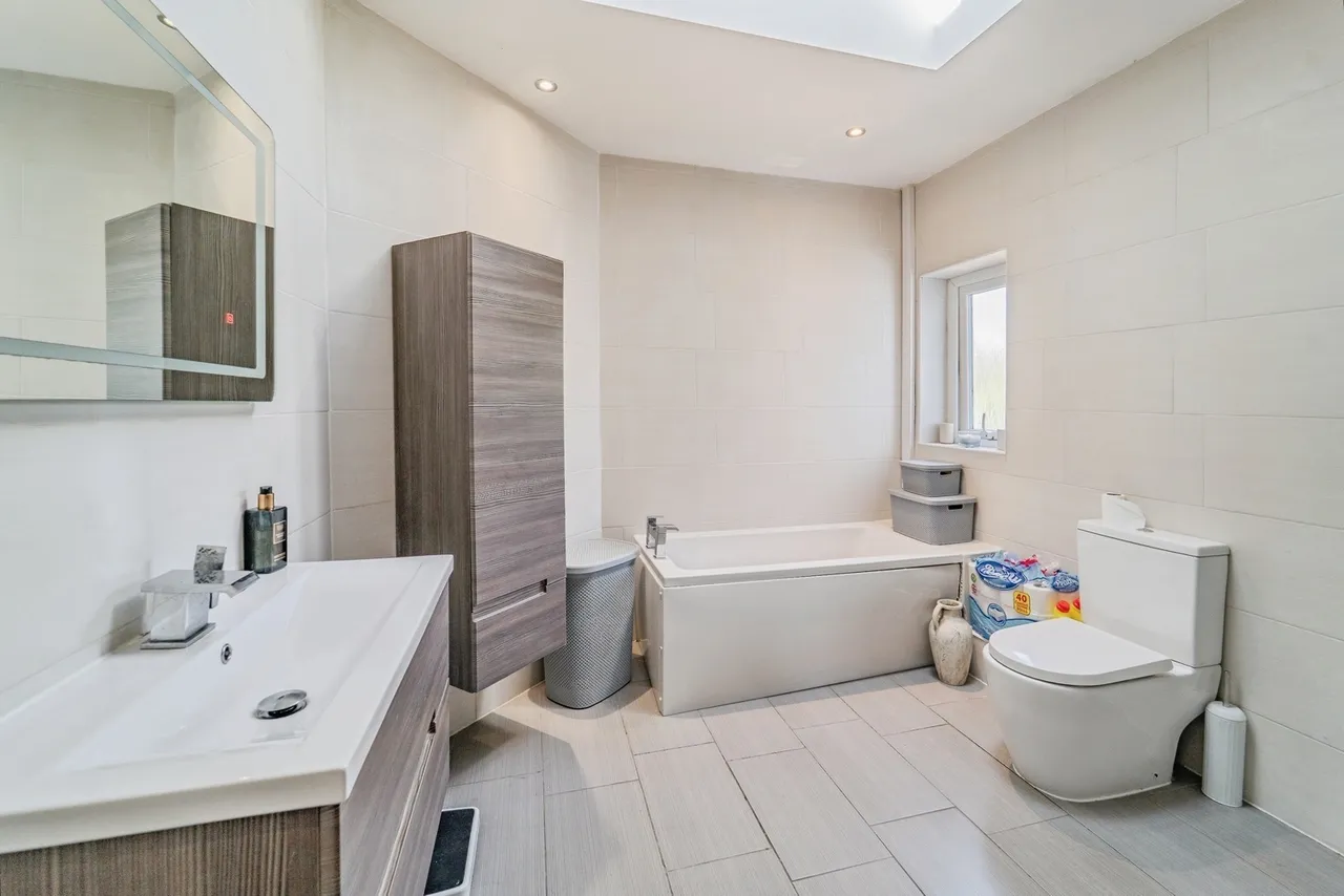 Smyth Street, Fishguard, SA65, photo 11