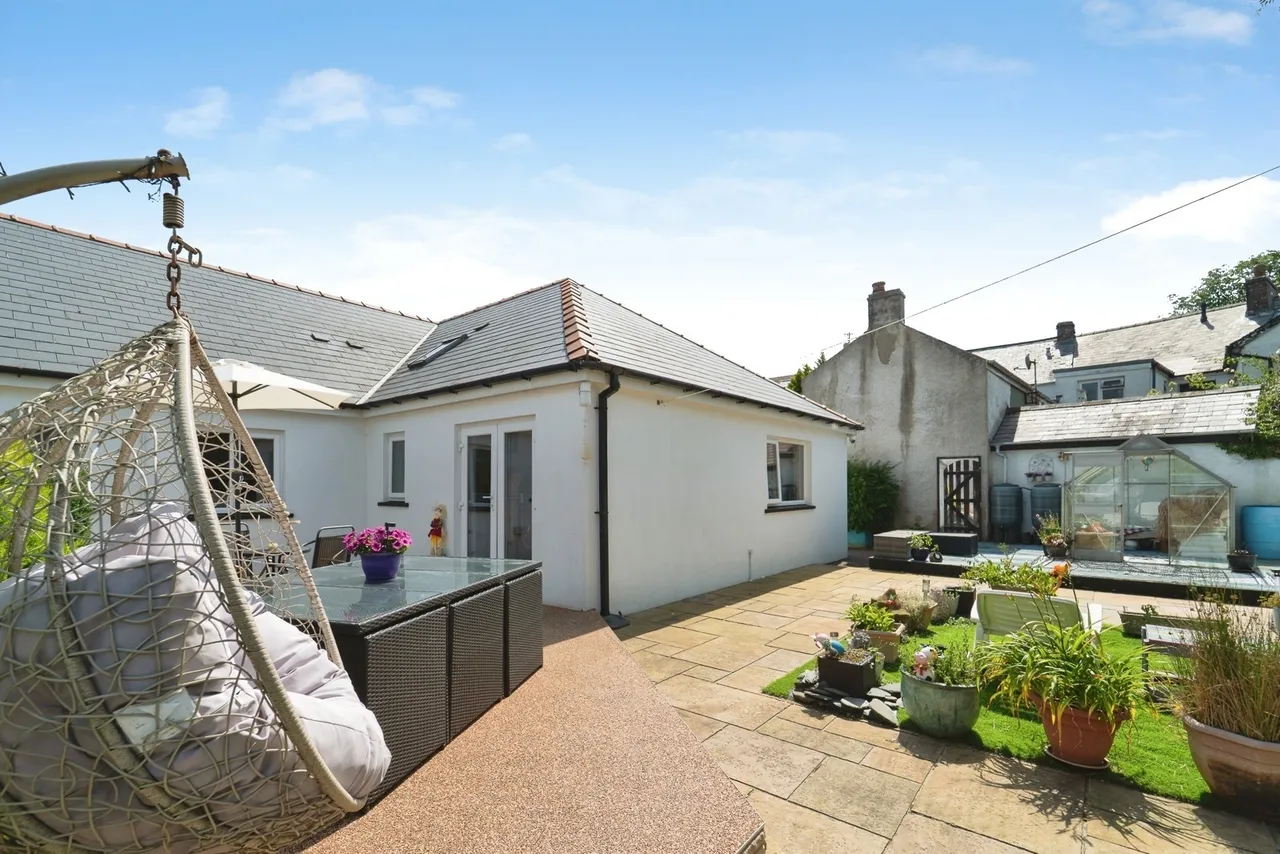 Smyth Street, Fishguard, SA65, photo 18