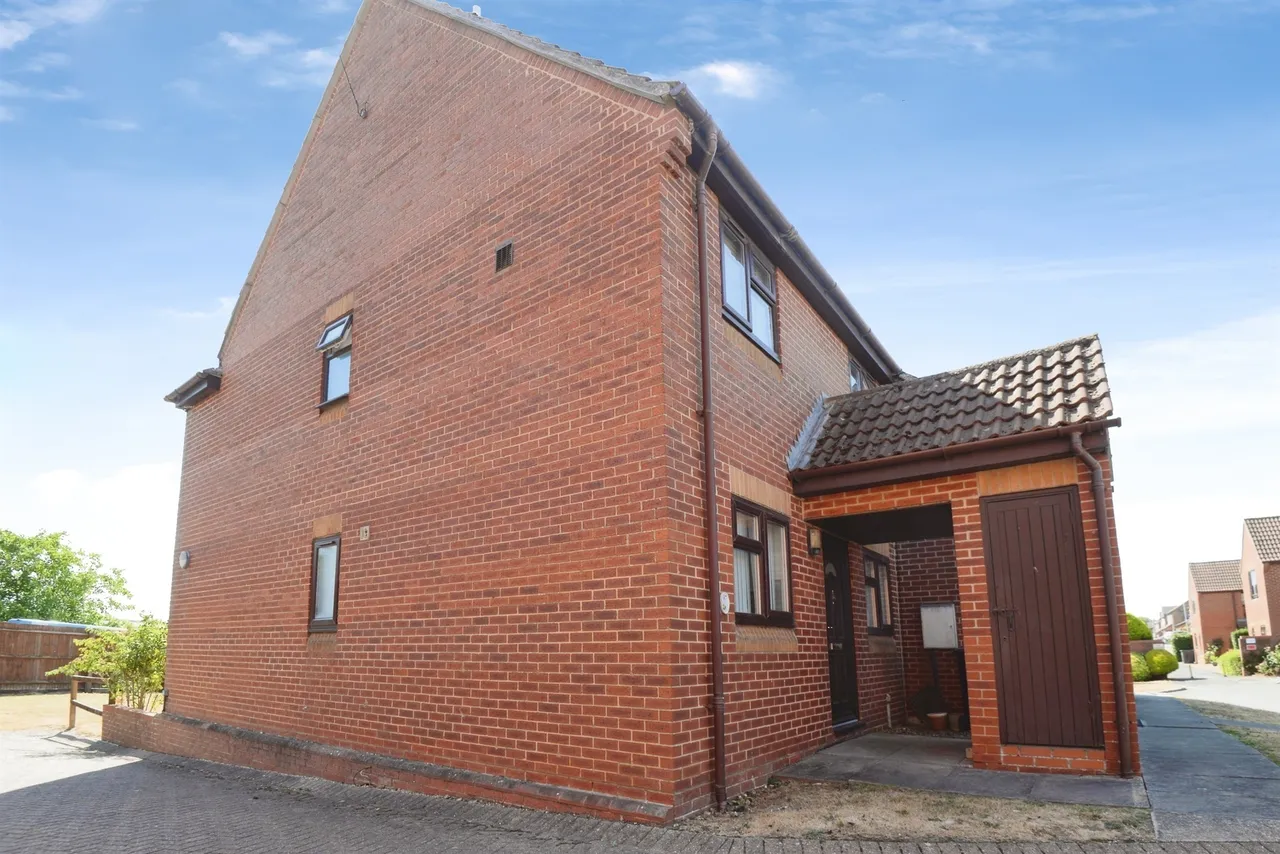Lansdowne Way, High Wycombe, HP11, photo 18