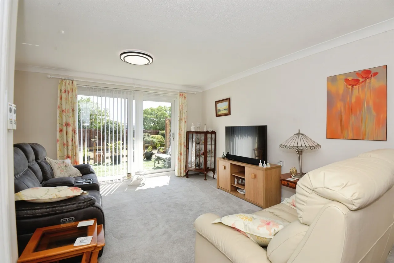 Lansdowne Way, High Wycombe, HP11, photo 2