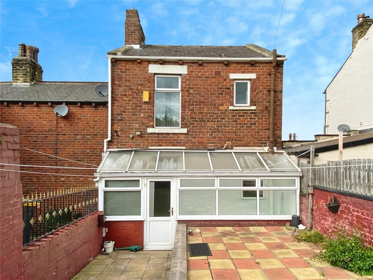 Earl Street, Chickenley, WF12, photo 10