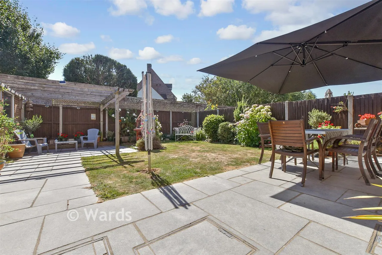 Haywards Close, Deal, CT14, photo 2