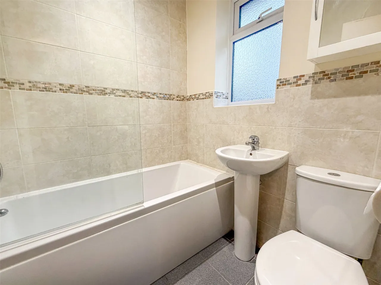 Wellington Gardens, Cambridge Road, Aldershot, Hampshire, GU11 3LB, photo 8