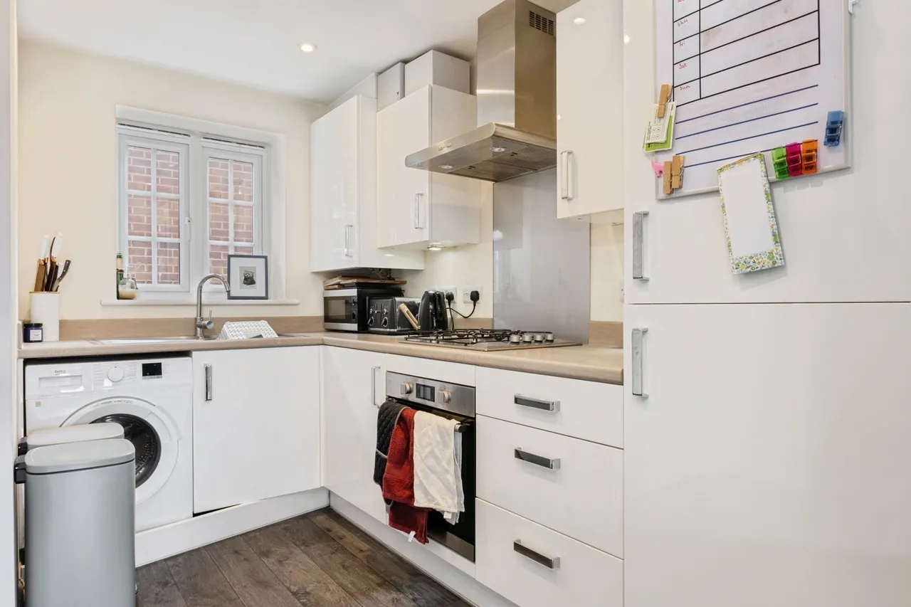 Curlew Crescent, Wymondham, Norfolk, NR18, photo 5
