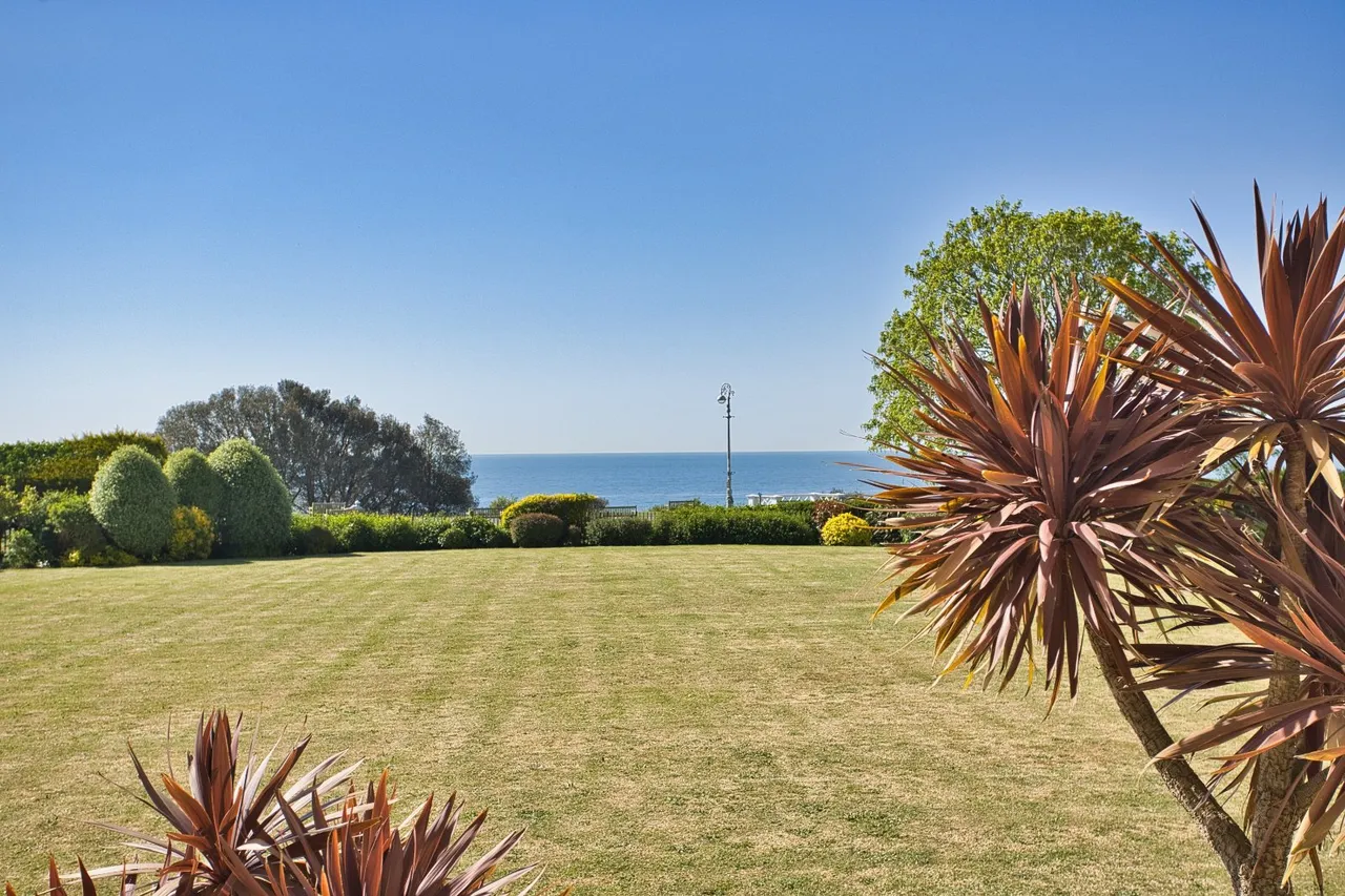 Clifton Crescent, Folkestone, CT20, photo 13