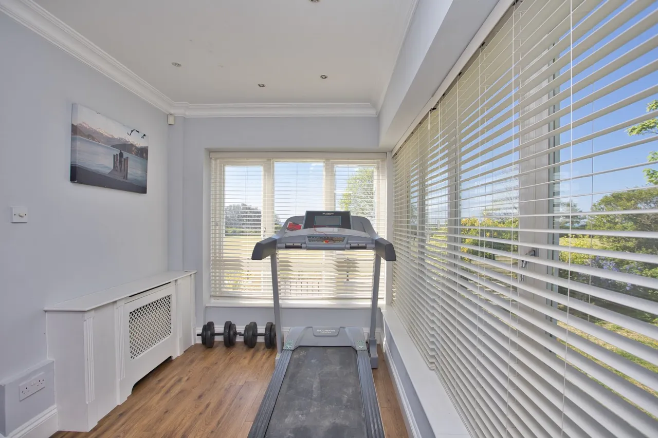 Clifton Crescent, Folkestone, CT20, photo 4