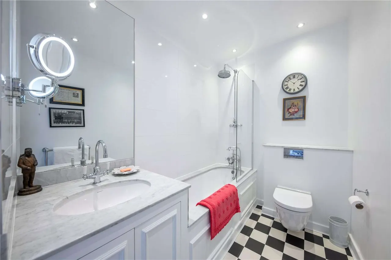 Eaton Square, Belgravia, London, SW1W 9BQ, photo 3