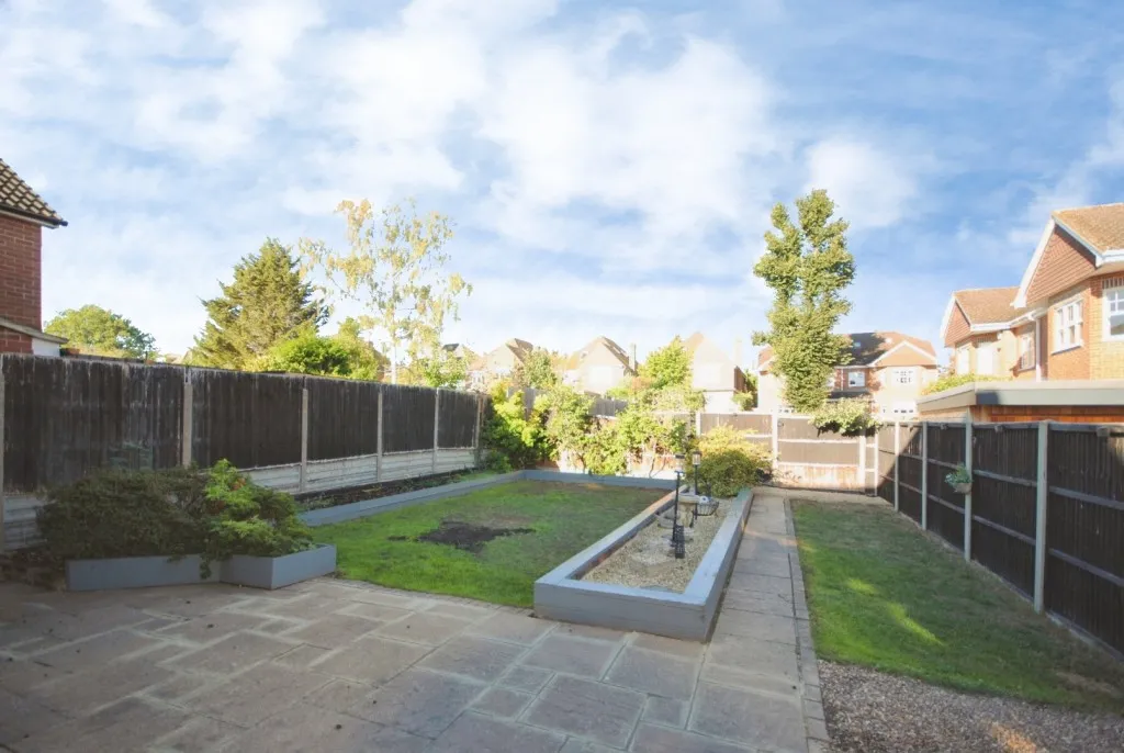 Spooners Drive, St. Albans, photo 15