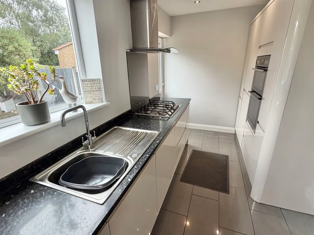 Warren Hill Road, Kingstanding, B44, photo 9