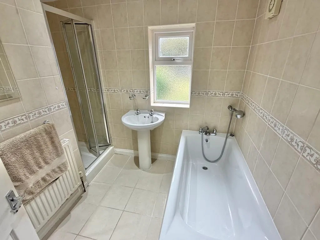 Warren Hill Road, Kingstanding, B44, photo 20