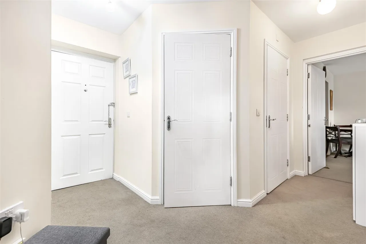Holyhead Mews, Cippenham, photo 6