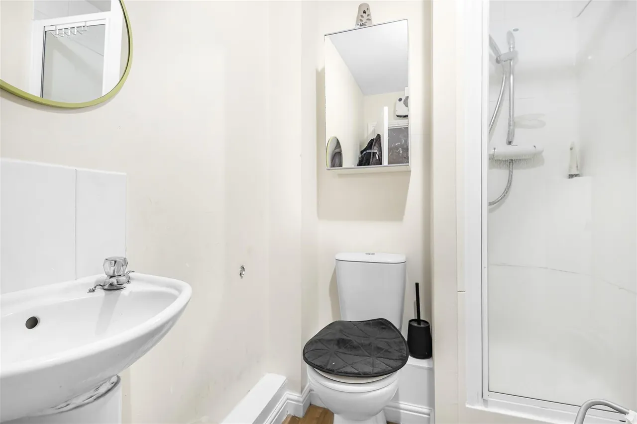 Holyhead Mews, Cippenham, photo 7