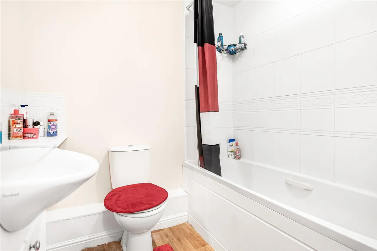 Holyhead Mews, Cippenham, photo 9