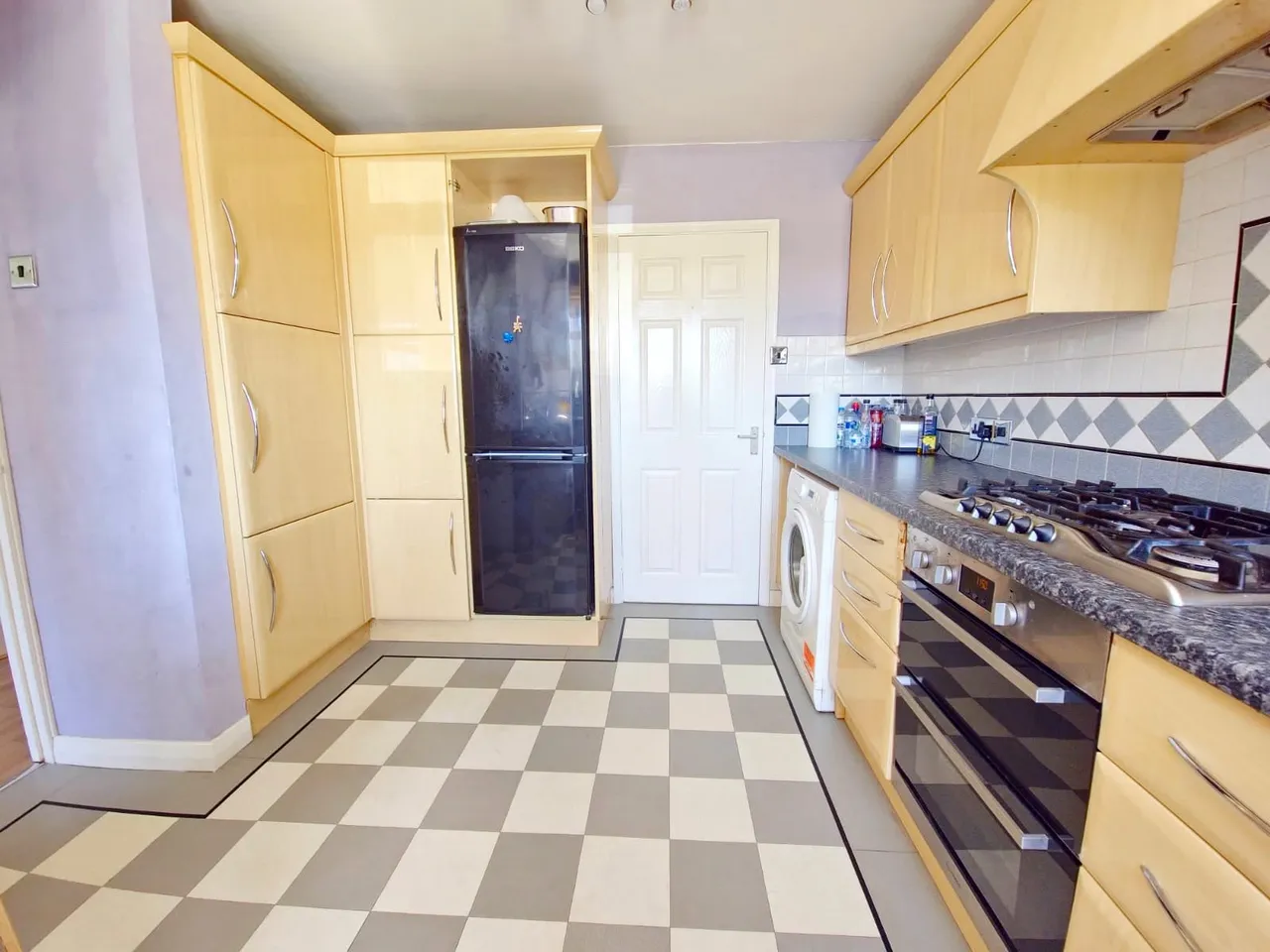 Front Lane, Upminster, RM14, photo 5