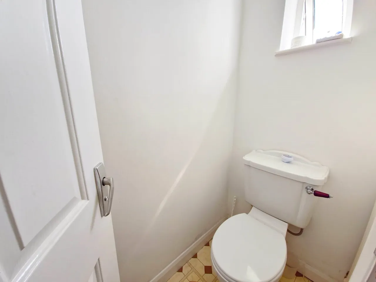 Front Lane, Upminster, RM14, photo 8
