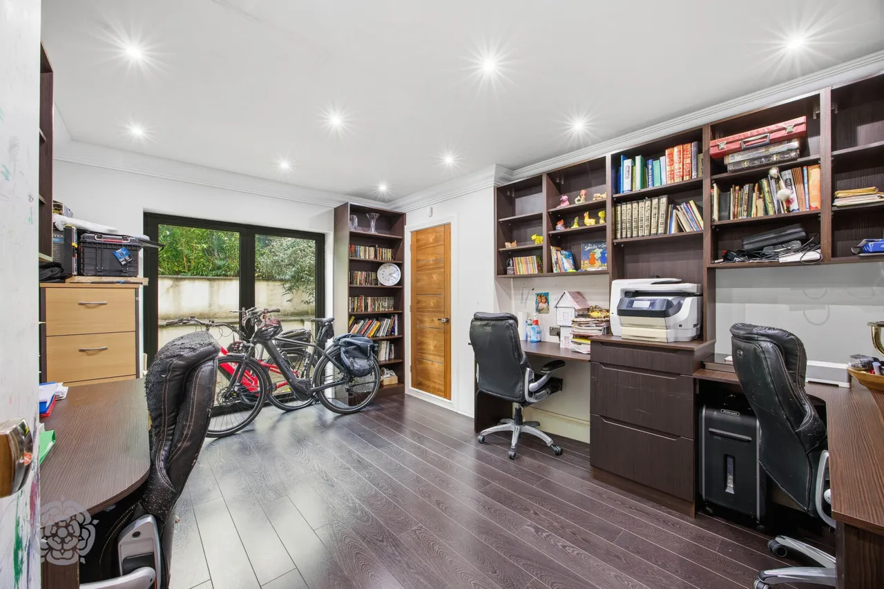 Oakley Park, Bolton, BL1 5XL, photo 12