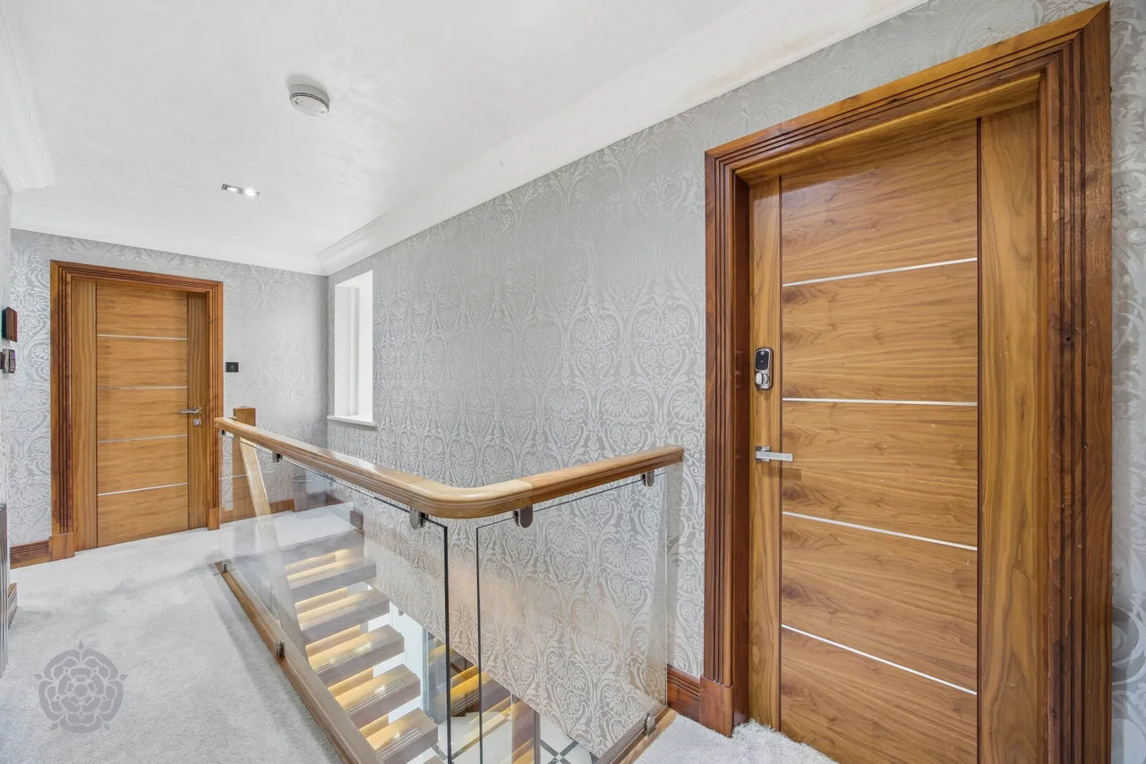 Oakley Park, Bolton, BL1 5XL, photo 17