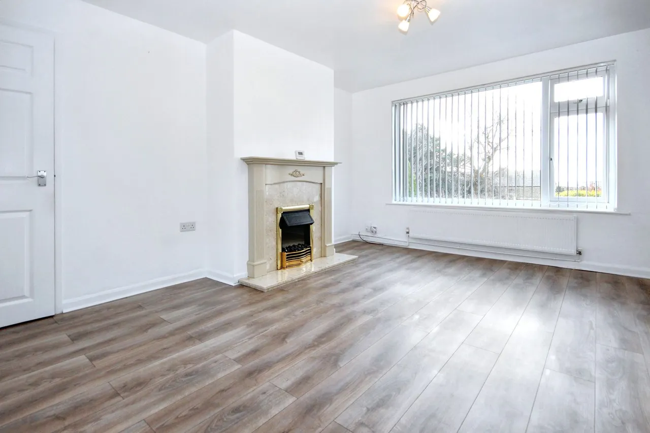 Oakley Avenue, Billinge, Wigan, WN5 7HQ, photo 2