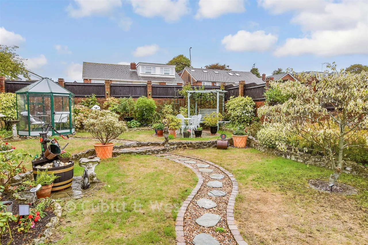 Stoneleigh Avenue, Brighton, BN1, photo 2