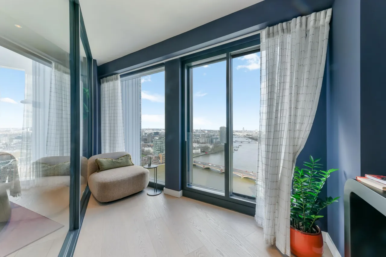 Nine Elms Lane, London, SW8, photo 8