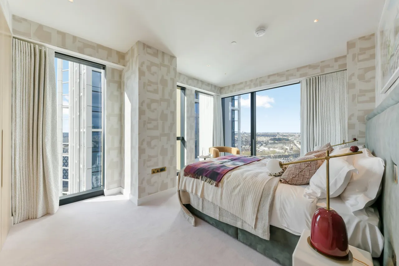 Nine Elms Lane, London, SW8, photo 9