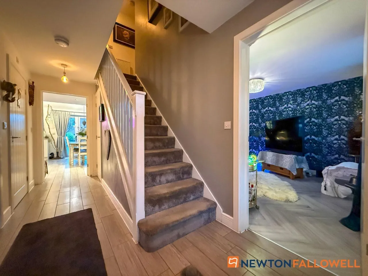 Charters Drive, Middlebeck, NG24, photo 11