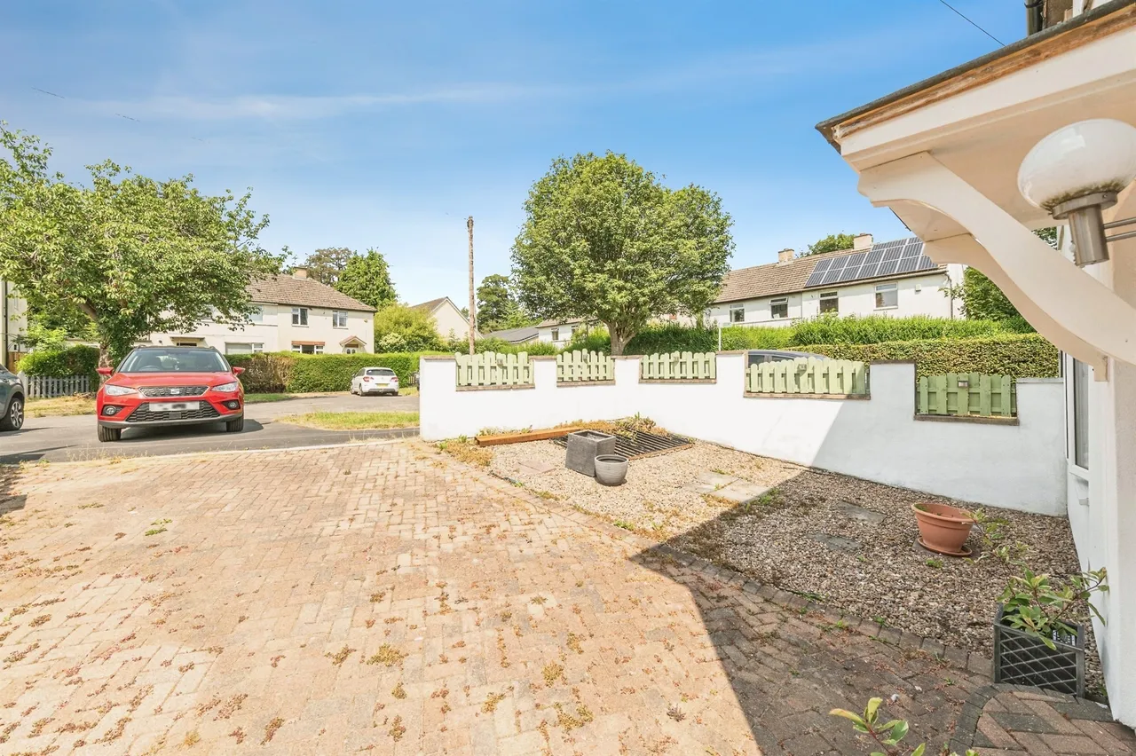 Godwin Place, Huddersfield, photo 12