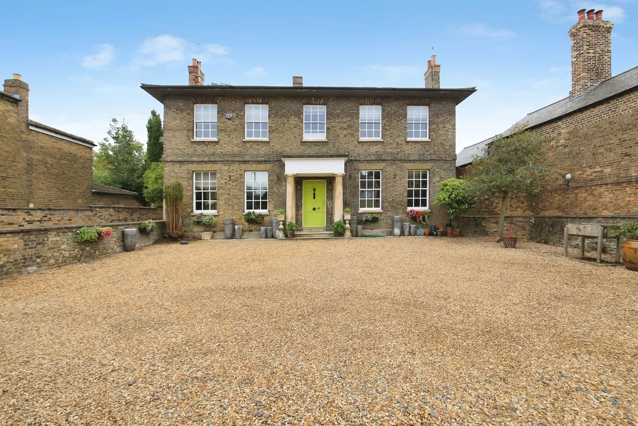 High Causeway, Cambridgeshire, PE7, photo 2