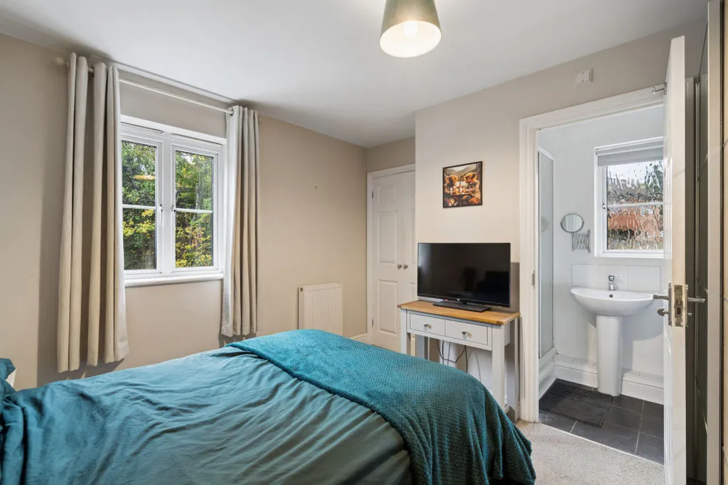 Wye Gardens, High Wycombe, HP12, photo 11