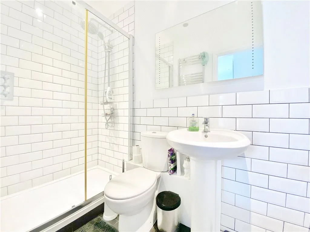 Nelson Road, Twickenham, TW2, photo 5
