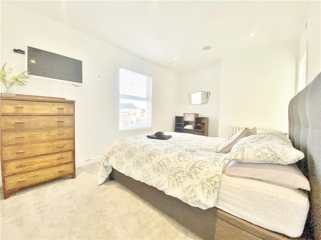 Nelson Road, Twickenham, TW2, photo 8