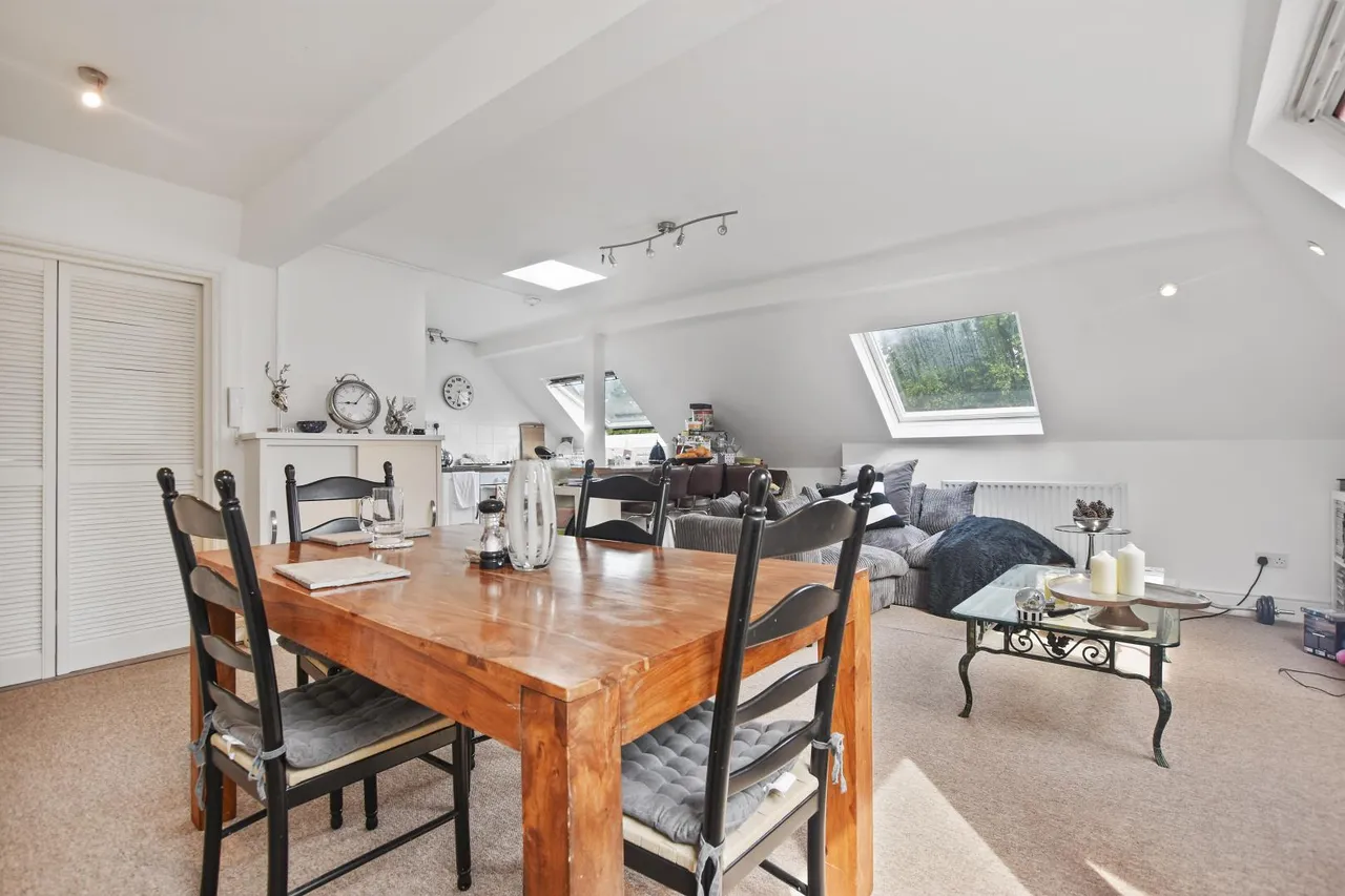 Mount Park Crescent, London, W5 2RN, photo 3