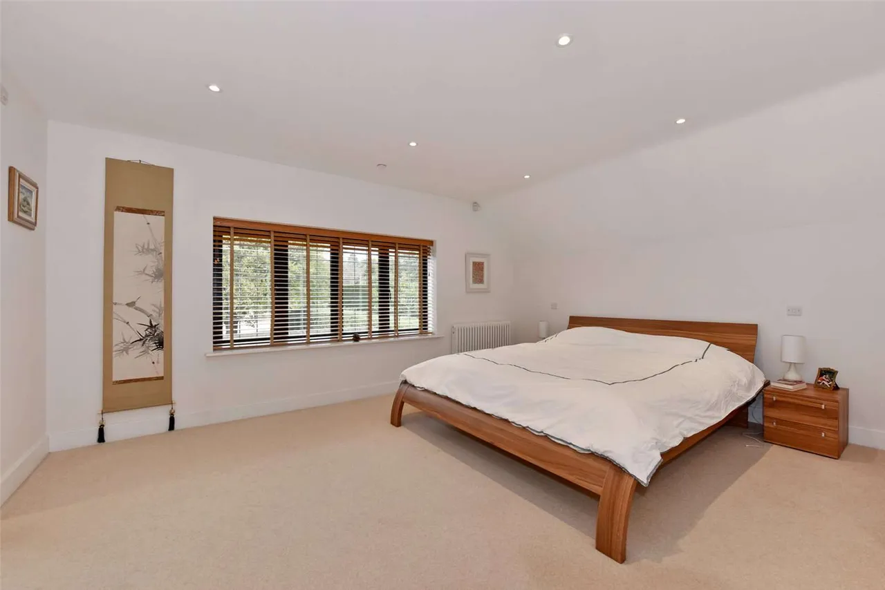Burnham Avenue, Beaconsfield, HP9, photo 11