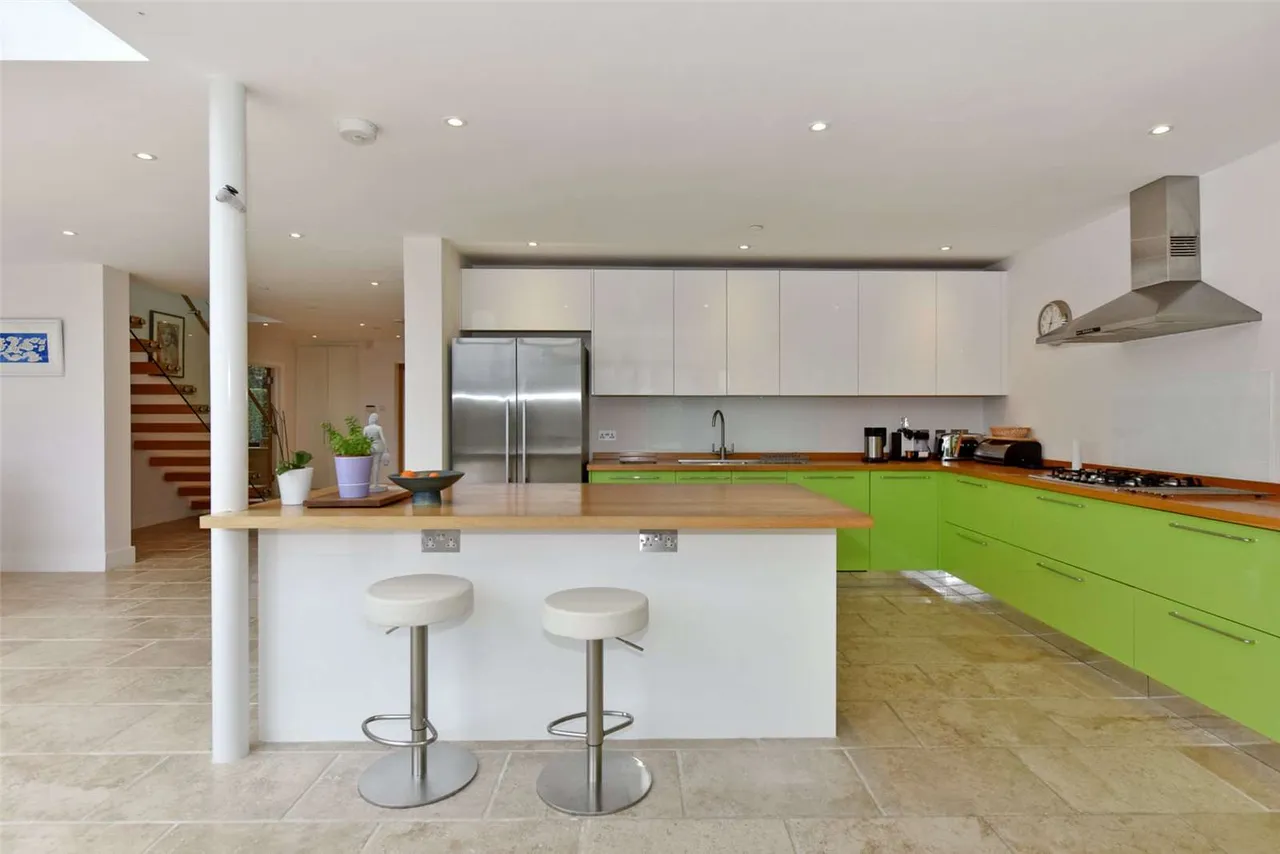 Burnham Avenue, Beaconsfield, HP9, photo 5