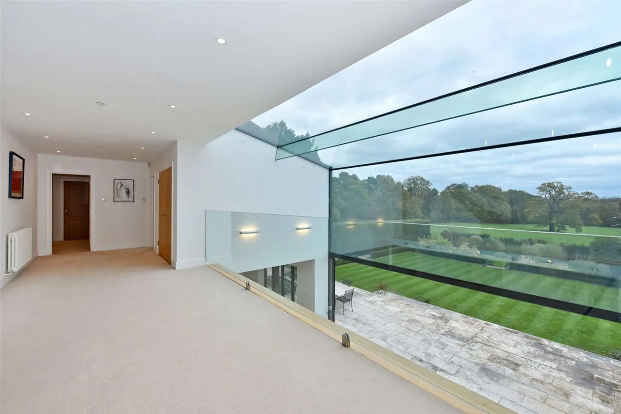 Burnham Avenue, Beaconsfield, HP9, photo 10