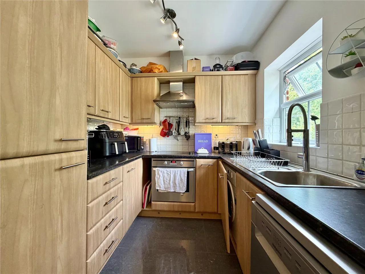 Woodland Walk, Aldershot, Hampshire, GU12 4FE, photo 4