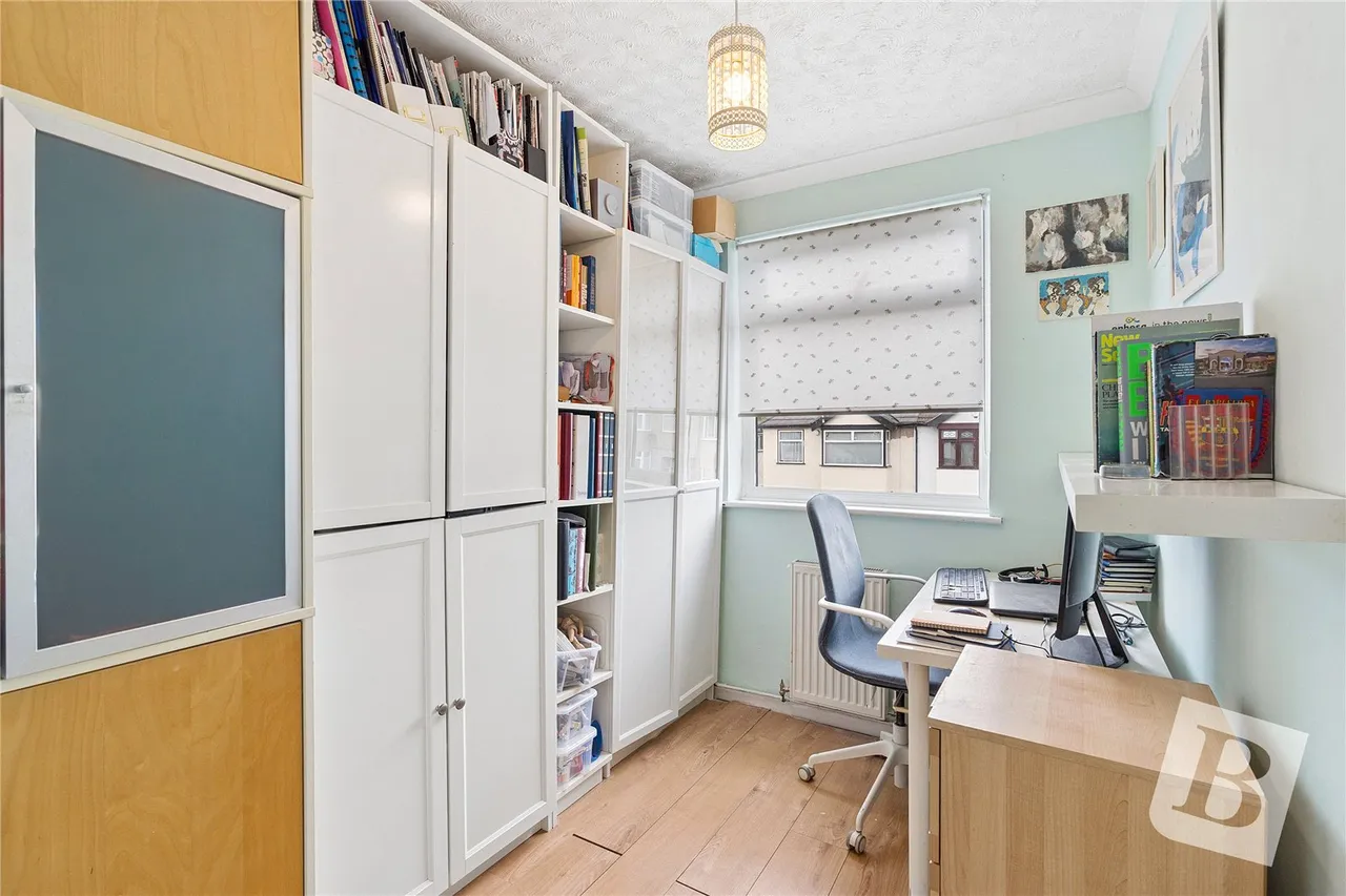 Edison Avenue, Hornchurch, RM12, photo 10