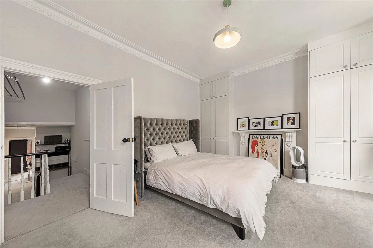 Lechmere Road, London, photo 16