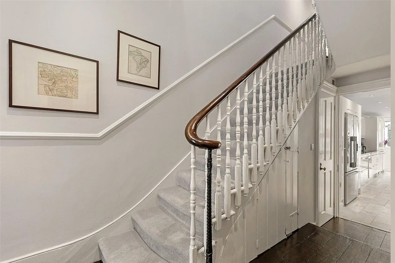 Lechmere Road, London, photo 15