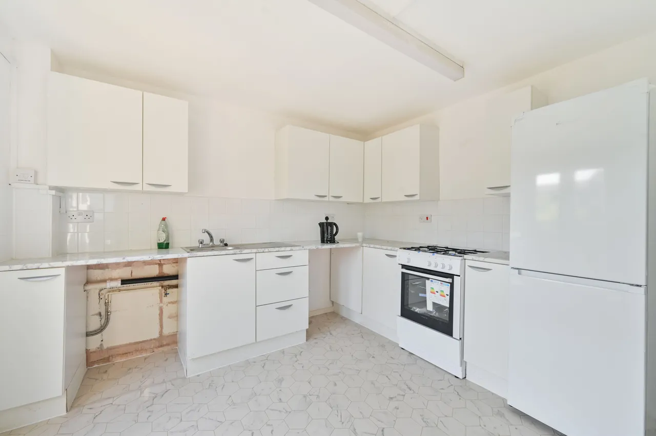 16a St Ervans Road, London, photo 6