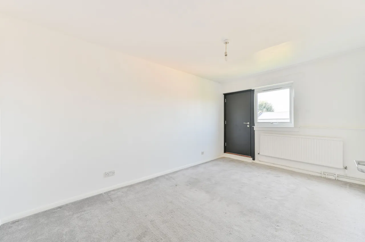 16a St Ervans Road, London, photo 5
