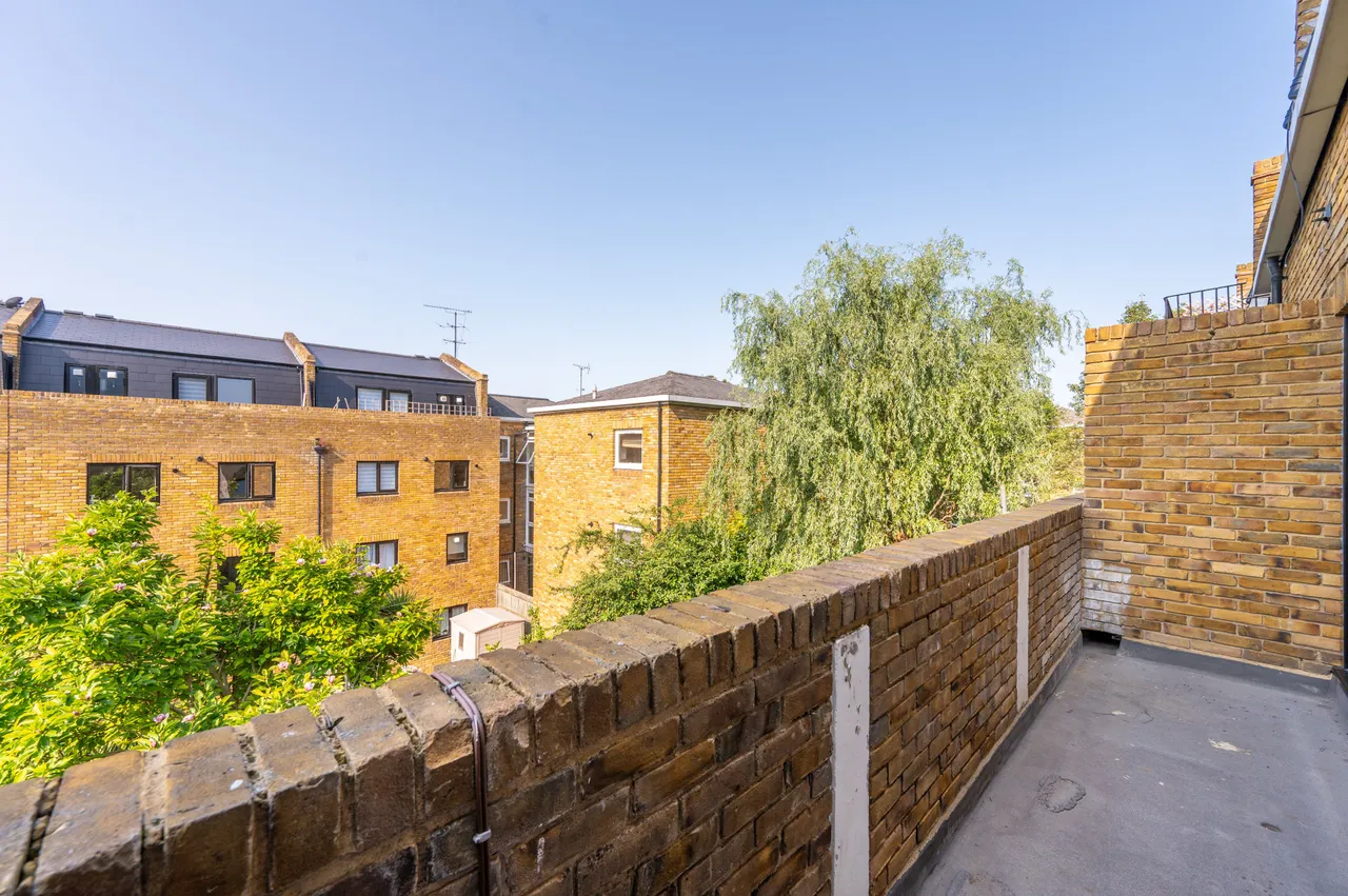 16a St Ervans Road, London, photo 4