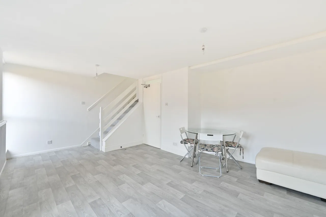 16a St Ervans Road, London, photo 7