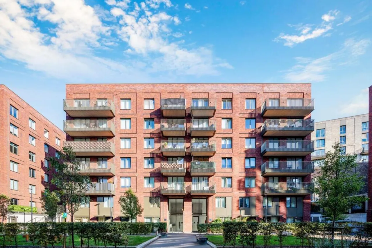 Cavendish Square, London, E16, photo 2