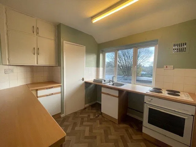 Canterbury Road, Kidderminster, DY11, photo 2