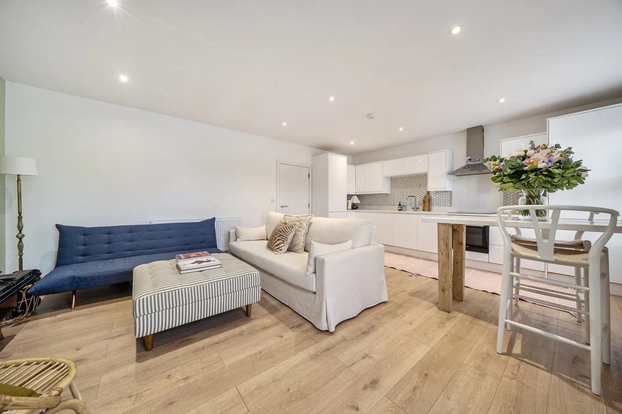 Brandram Road, SE13, photo 6