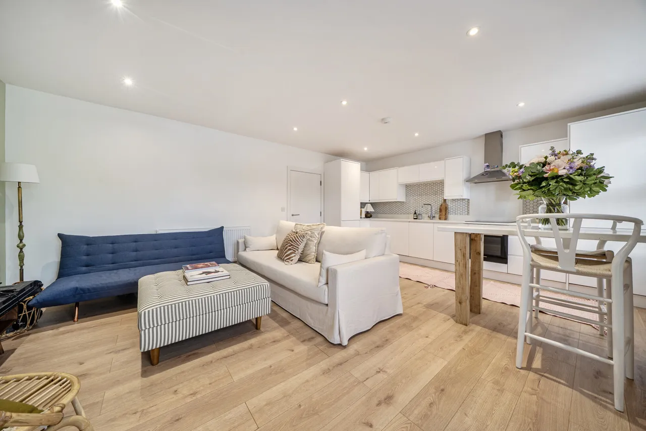 Brandram Road, SE13, photo 6