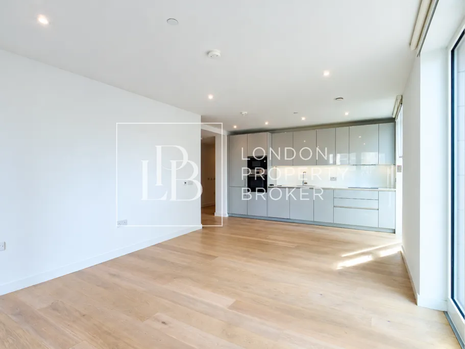 2 bed flat to rent, Deacon Street, London, SE17